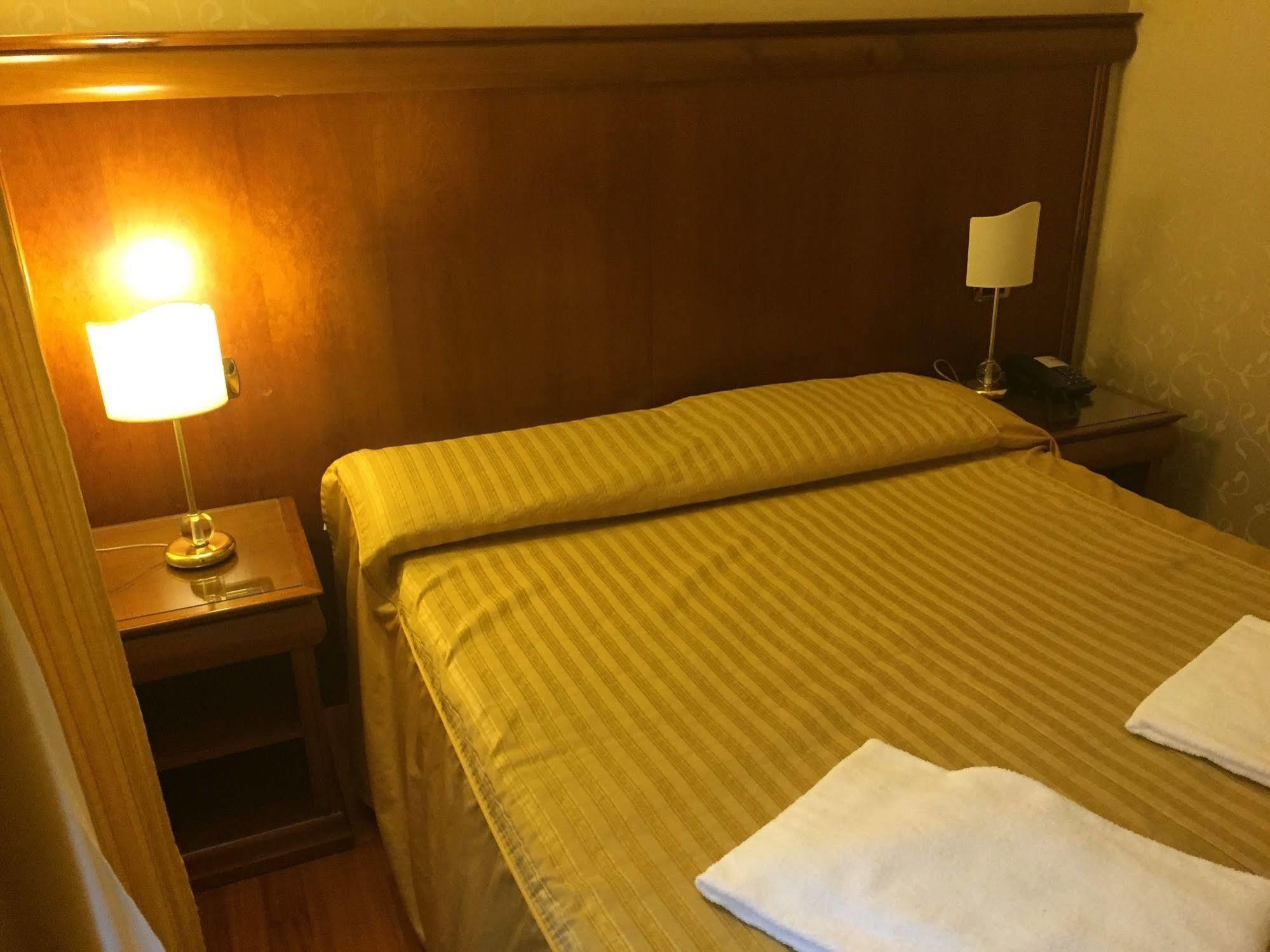 Hotel Divine Rome Roma Exterior foto